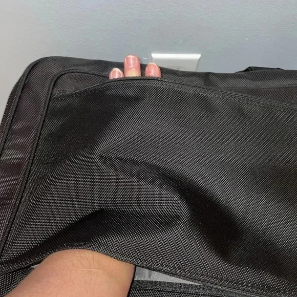 Dell Lap Top Case-Black - Picture 7 of 9